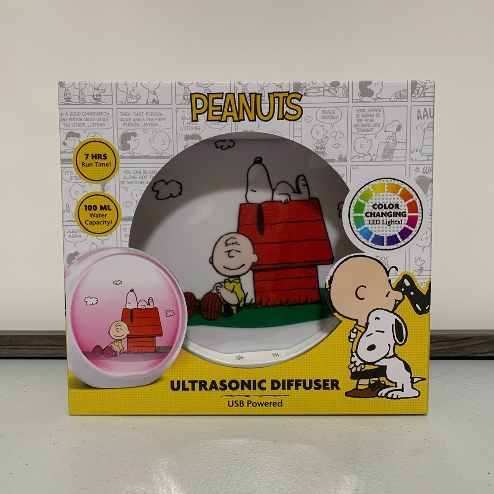Peanuts Charlie Brown & Snoopy Ultrasonic Diffuser-New